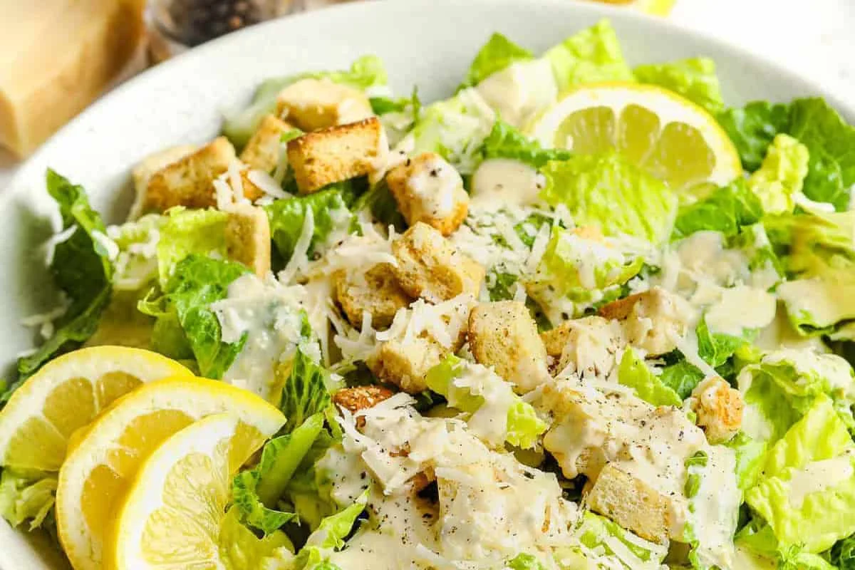Salada Caesar